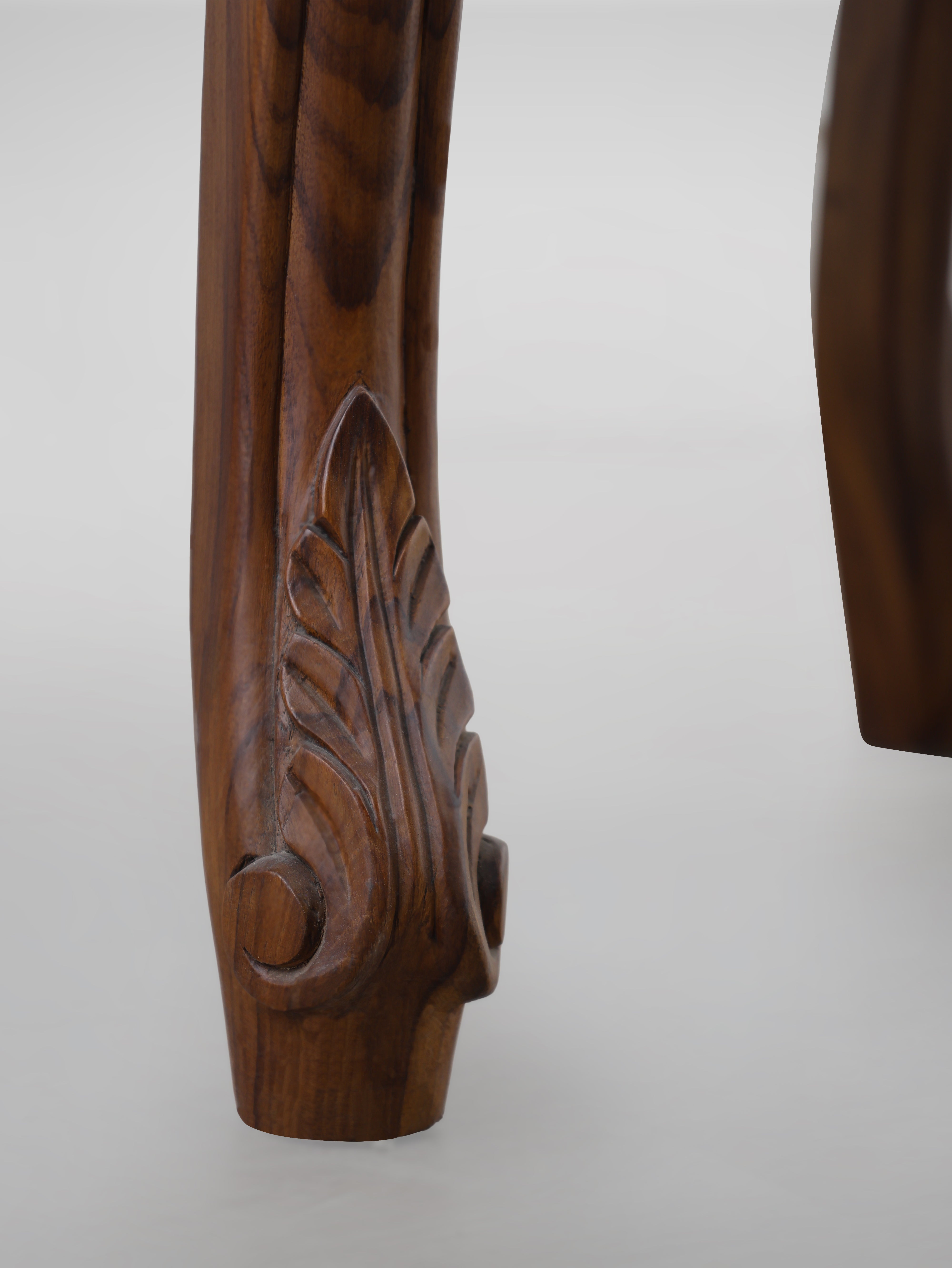 The Fluted Column Table